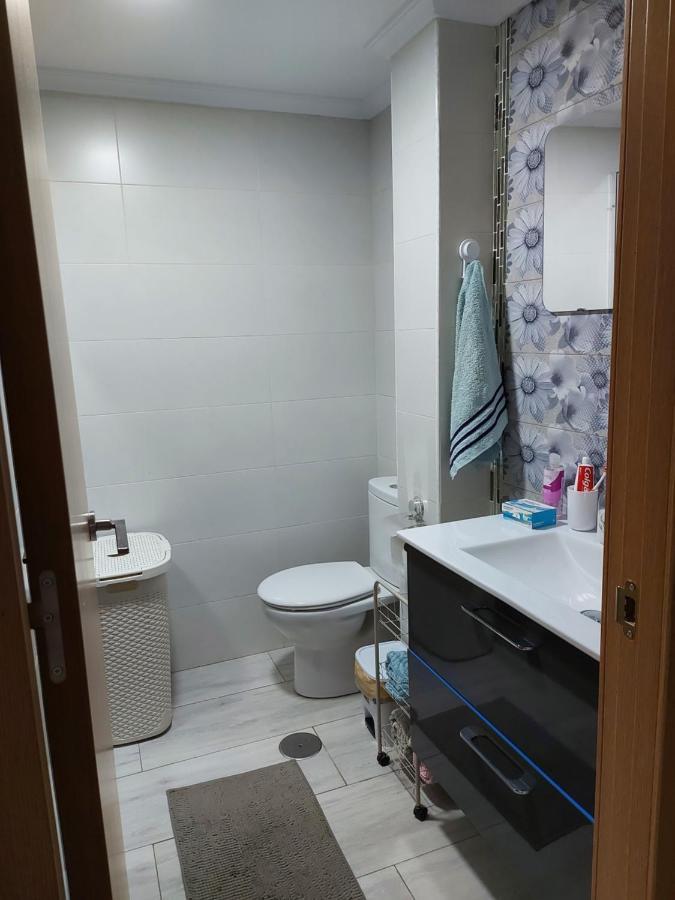 Hotel Habitacion Privada A 15 Min De La Playa/Piso Huelva Exterior foto